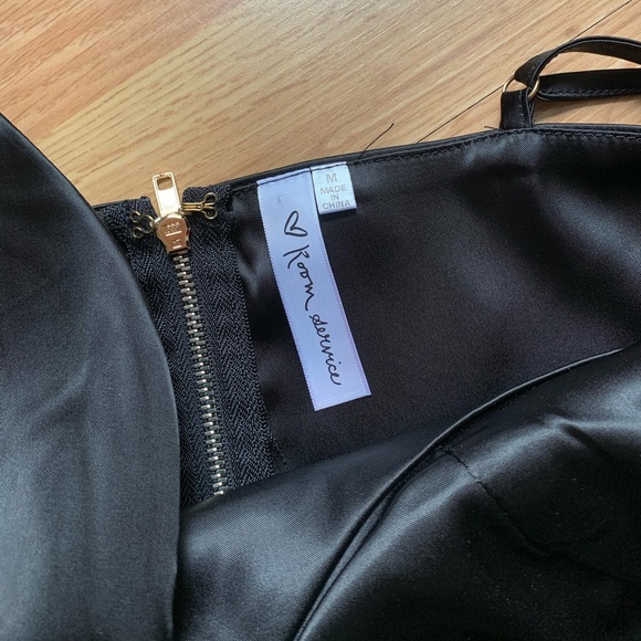 Top - Picture 4 of 4